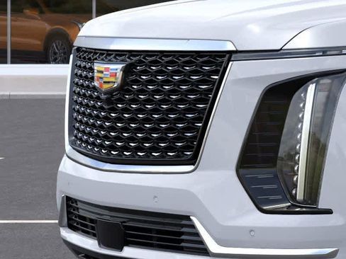 New 2026 Cadillac Escalade ESV Luxury w/ Touring Package image 13