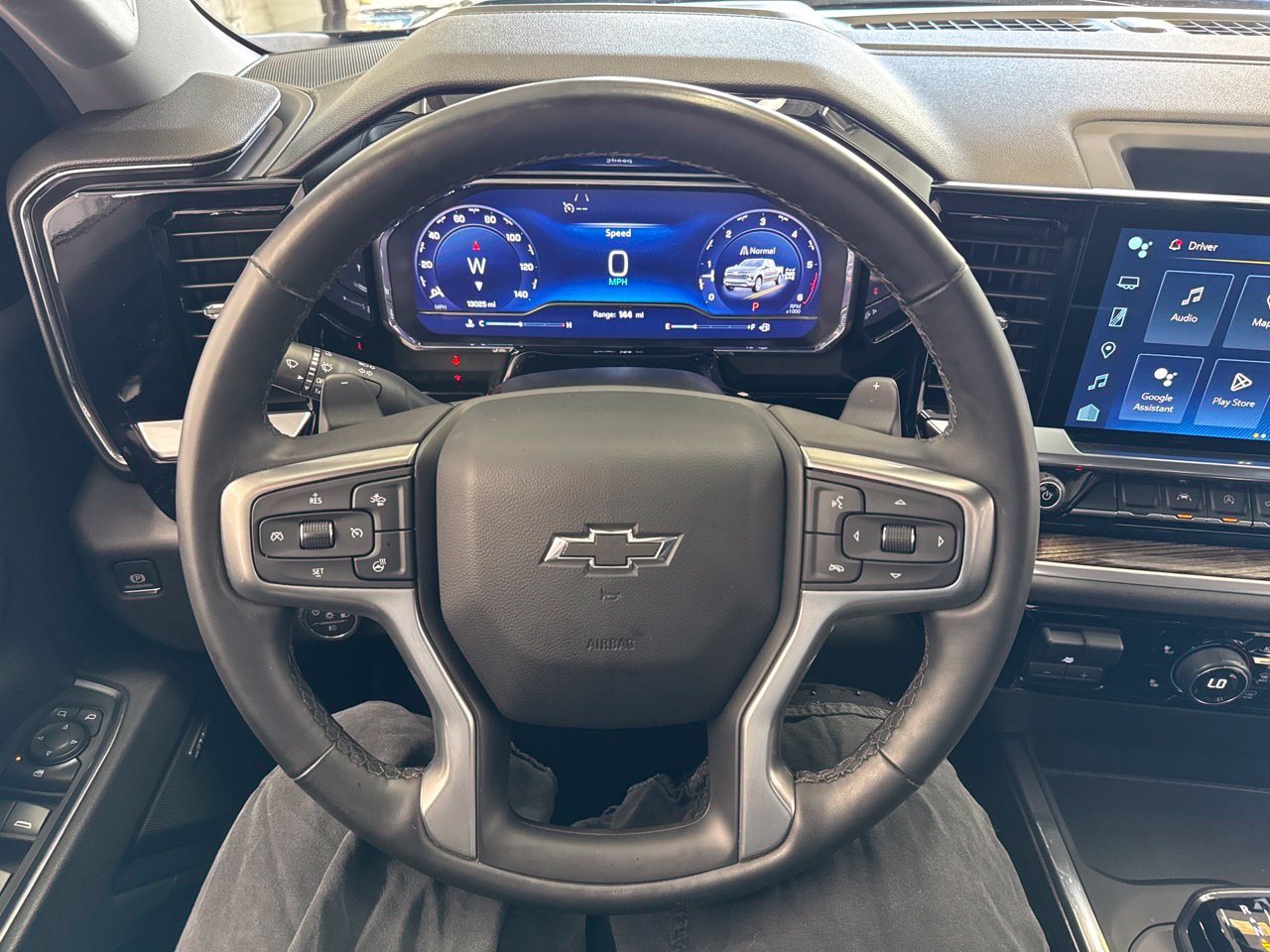 Used 2025 Chevrolet Silverado 1500 RST AWD/4WD image 18