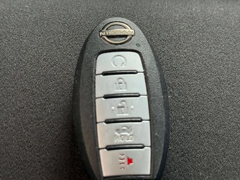 Used 2025 Nissan Altima 2.5 SV FWD image 21