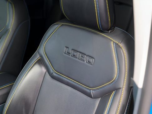 Used 2025 Ford Maverick Lobo image 11