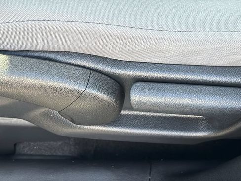 Used 2015 Honda CR-V LX image 21