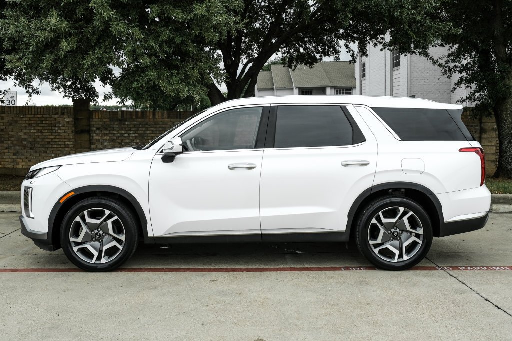 Used 2023 Hyundai Palisade Limited AWD/4WD image 21