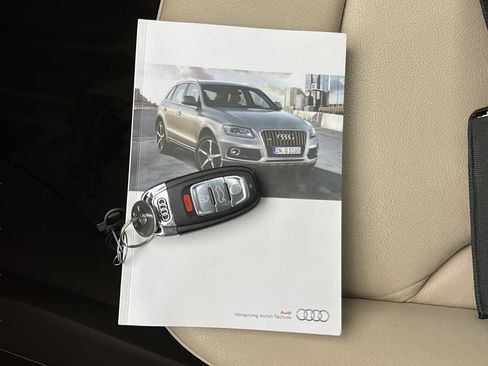 Used 2014 Audi Q5 2.0T Premium w/ Lighting Package AWD/4WD image 28