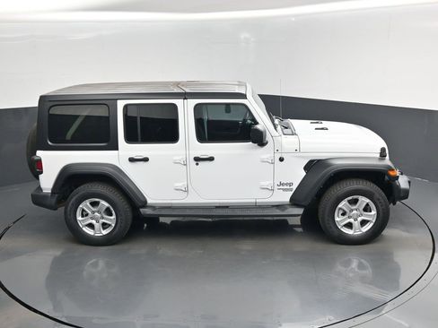 Used 2020 Jeep Wrangler Unlimited Sport S image 42