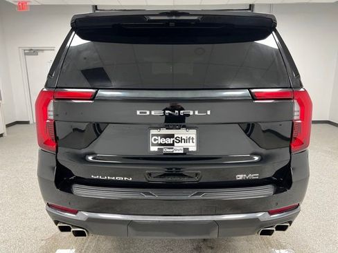 Used 2025 GMC Yukon Denali Ultimate w/ LPO, Floor Liner Package AWD/4WD image 8