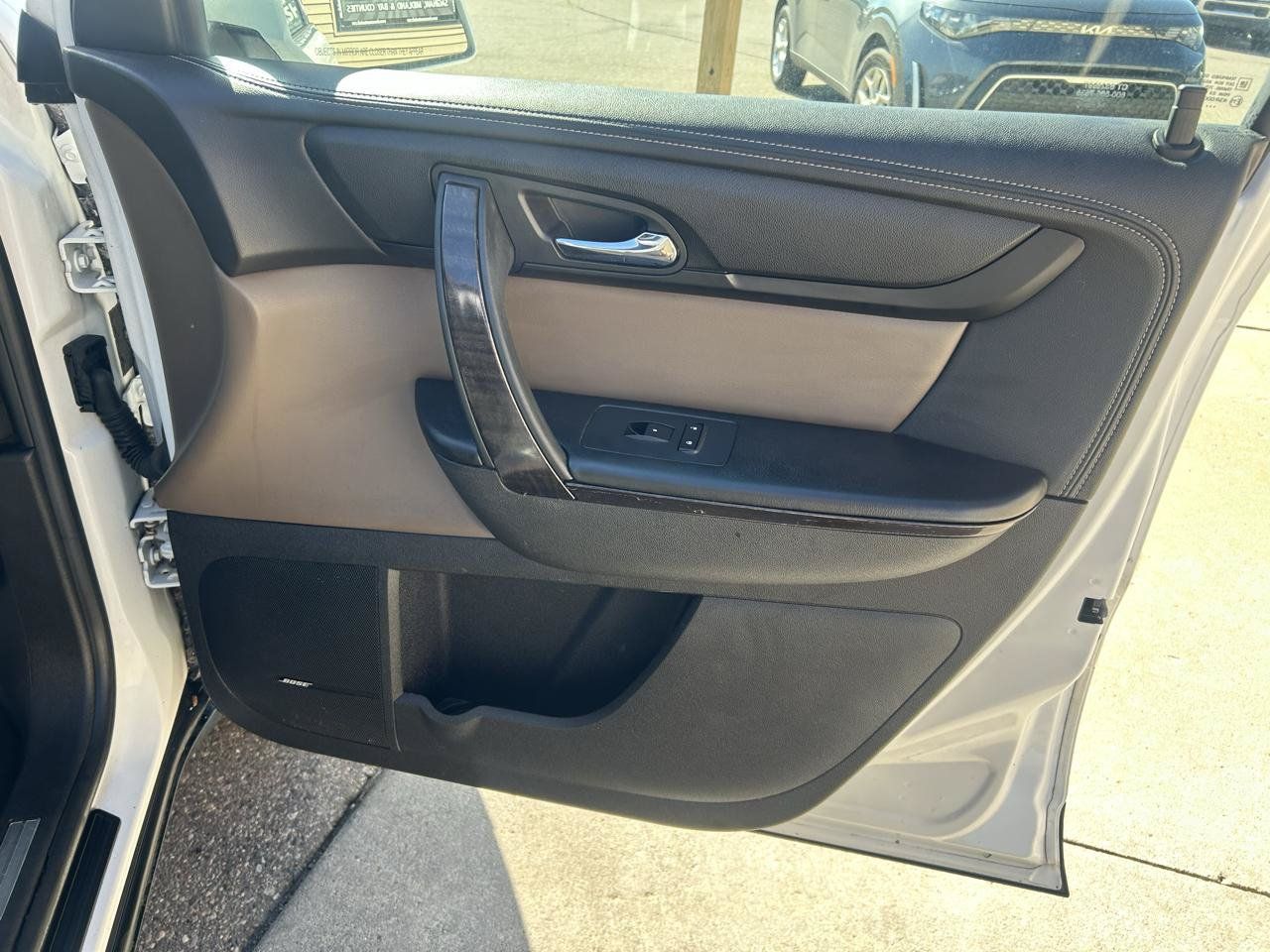 Used 2017 GMC Acadia Limited SLT AWD/4WD image 17