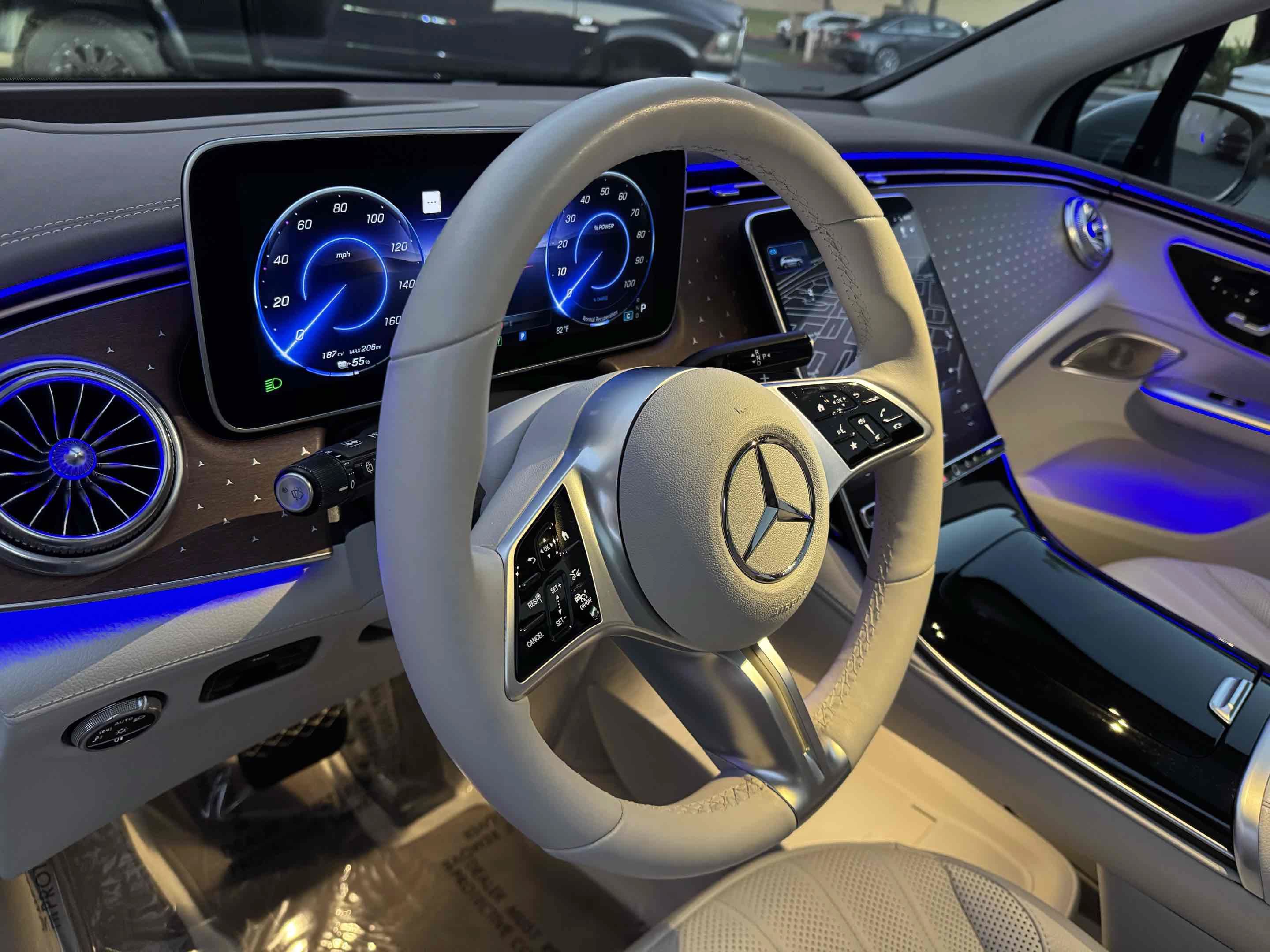 Used 2023 Mercedes-Benz EQE 500 4MATIC SUV image 45