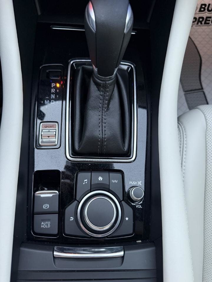 Used 2018 MAZDA MAZDA6 Signature FWD image 19