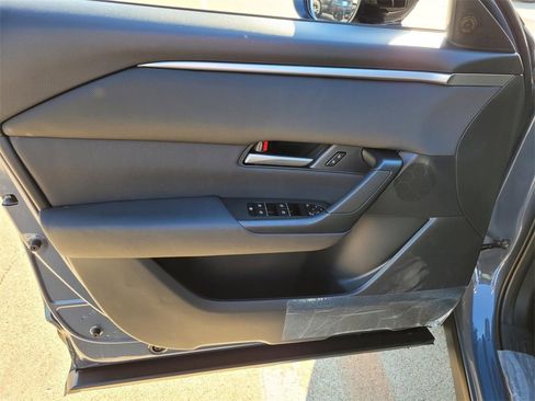 New 2025 MAZDA CX-50 2.5 Hybrid w/ Weather Package image 16