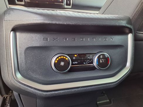 Certified 2025 Ford Expedition Max Active AWD/4WD image 19