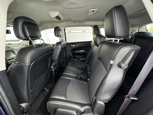 Used 2017 Dodge Journey Crossroad w/ Popular Equipment Group AWD/4WD image 21
