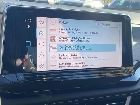 Certified 2024 Volkswagen Atlas SE image 30