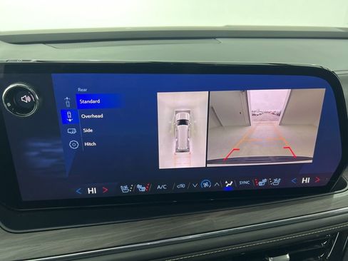 New 2025 Chevrolet Suburban Premier image 14