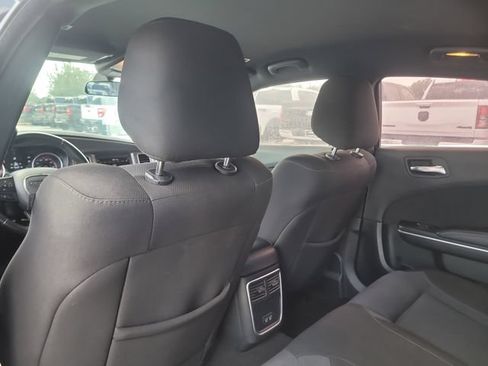 Used 2022 Dodge Charger SXT RWD image 12