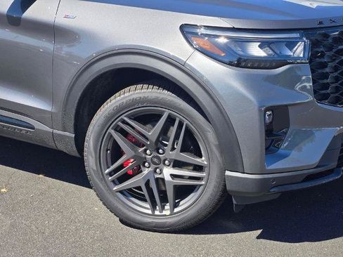 New 2026 Ford Explorer ST-Line w/ ST-Line Street Pack AWD/4WD image 28