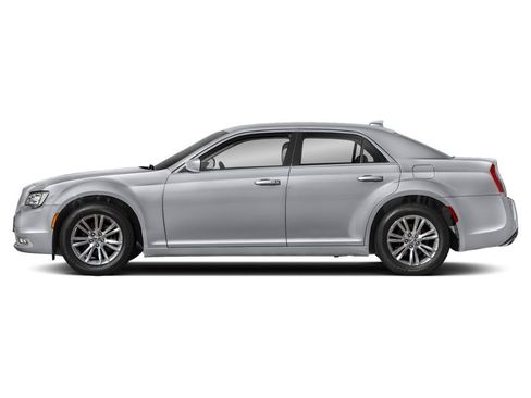Used 2022 Chrysler 300 Touring L RWD image 12