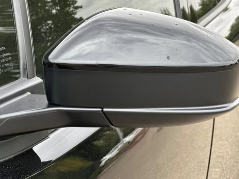 Used 2026 Toyota Prius LE FWD image 51