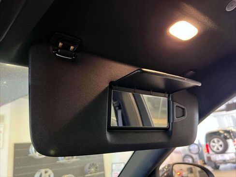 Used 2024 Mercedes-Benz C 300 4MATIC Sedan image 31