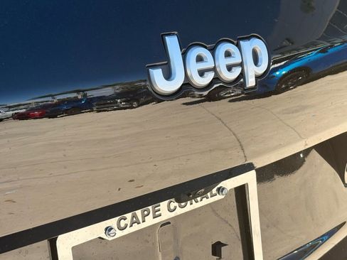 New 2026 Jeep Grand Cherokee L Limited RWD image 33