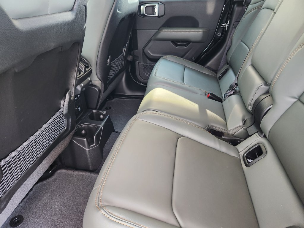 New 2026 Jeep Gladiator Mojave AWD/4WD image 19