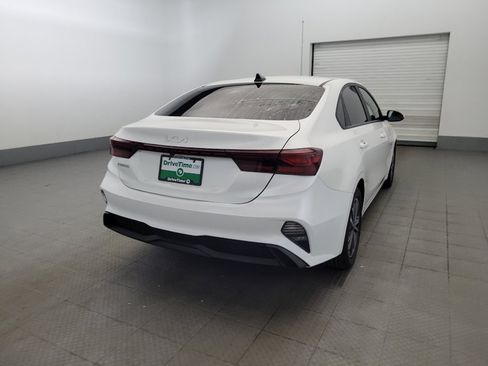 Used 2022 Kia Forte LXS FWD image 7