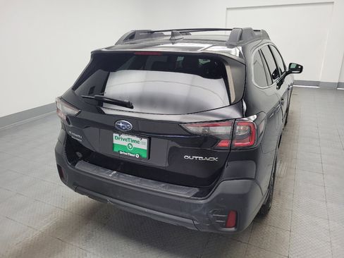 Used 2022 Subaru Outback Premium image 7