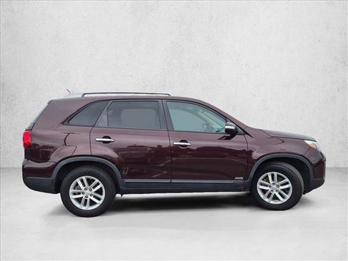 Used 2015 Kia Sorento LX AWD/4WD image 4