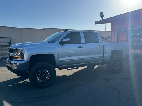 Used 2017 Chevrolet Silverado 1500 LT w/ All Star Edition AWD/4WD image 9
