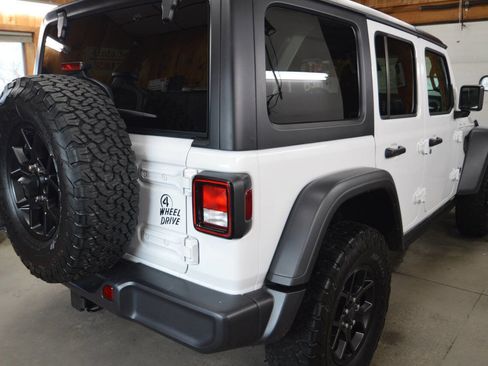 Used 2025 Jeep Wrangler Unlimited Sport S 4xe image 17