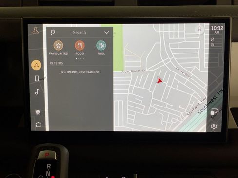 Used 2025 Land Rover Defender 110 S image 22