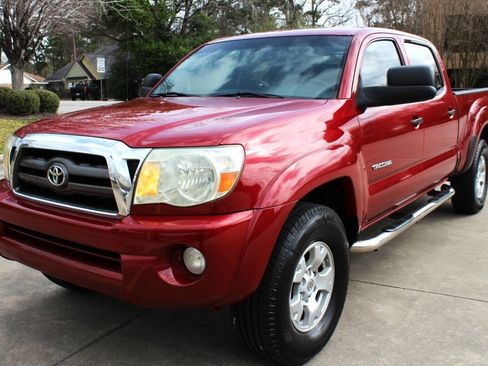 Used 2009 Toyota Tacoma PreRunner image 4