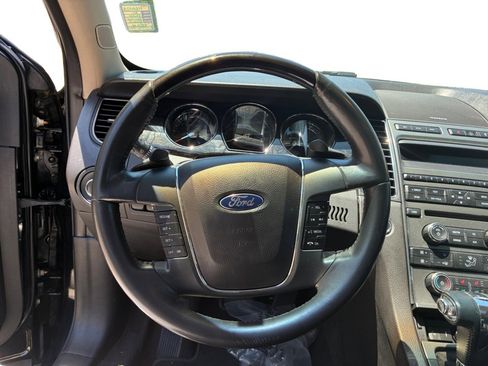 Used 2010 Ford Taurus Limited FWD image 14