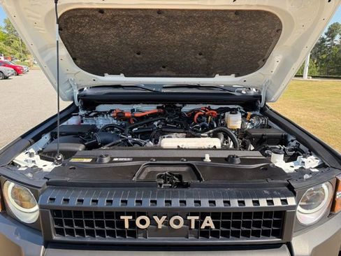 Used 2025 Toyota Land Cruiser 1958 image 32