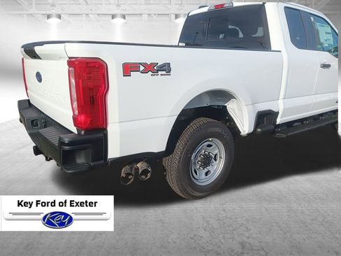 New 2026 Ford F250 XL w/ FX4 Off-Road Package image 10