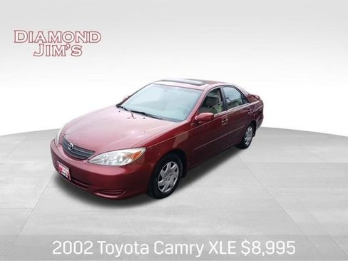 Used 2002 Toyota Camry XLE image 1