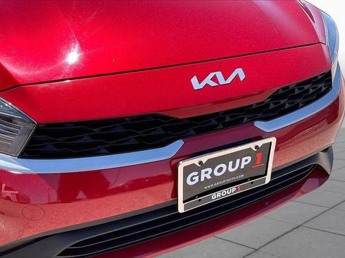 Used 2024 Kia Forte LXS FWD image 28