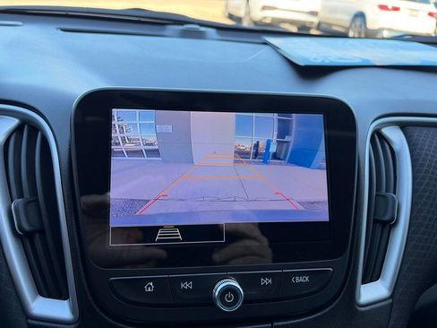 Used 2024 Chevrolet Malibu LT FWD image 18