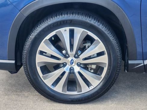 Used 2020 Subaru Ascent Limited w/ Technology Package AWD/4WD image 10
