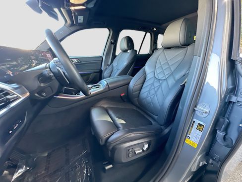 Certified 2024 BMW X5 sDrive40i w/ Parking Assistance Package image 21