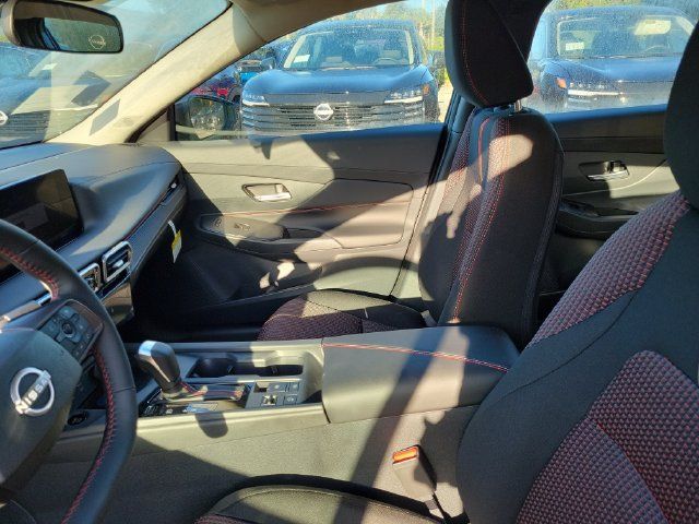 New 2027 Nissan Sentra SR w/ Floor Mat Package FWD image 16