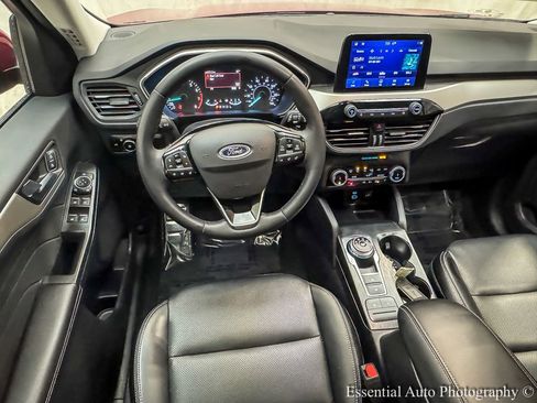 Used 2022 Ford Escape SEL image 15
