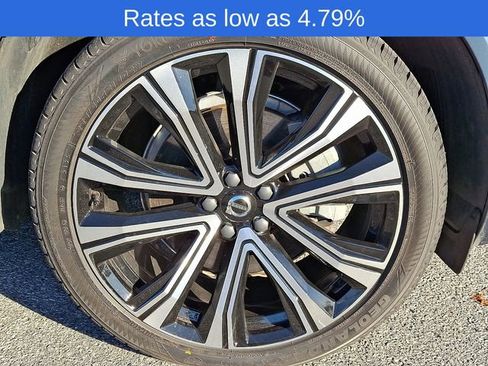 Certified 2023 Volvo XC60 T8 Ultimate w/ Climate Package image 8