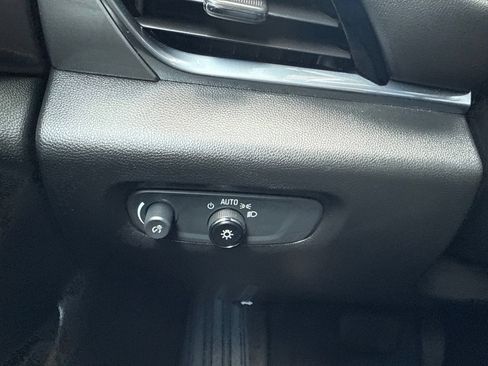 Used 2023 Chevrolet Traverse LT w/ LPO, Floor Liner Package AWD/4WD image 37
