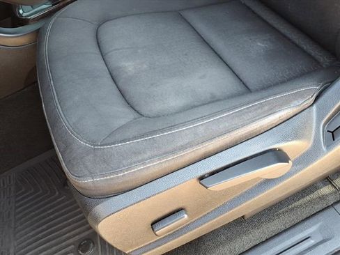 Used 2017 GMC Canyon SLE w/ Trailering Package image 4