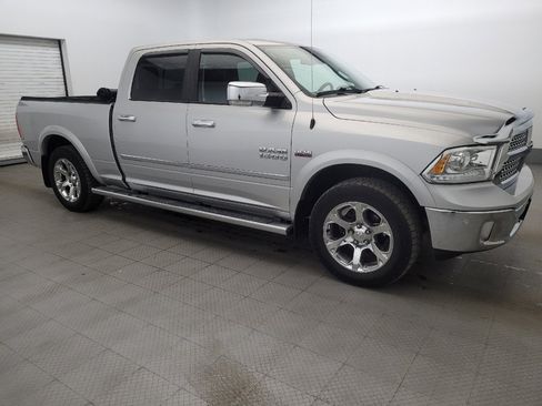 Used 2016 RAM 1500 Laramie w/ Convenience Group image 11