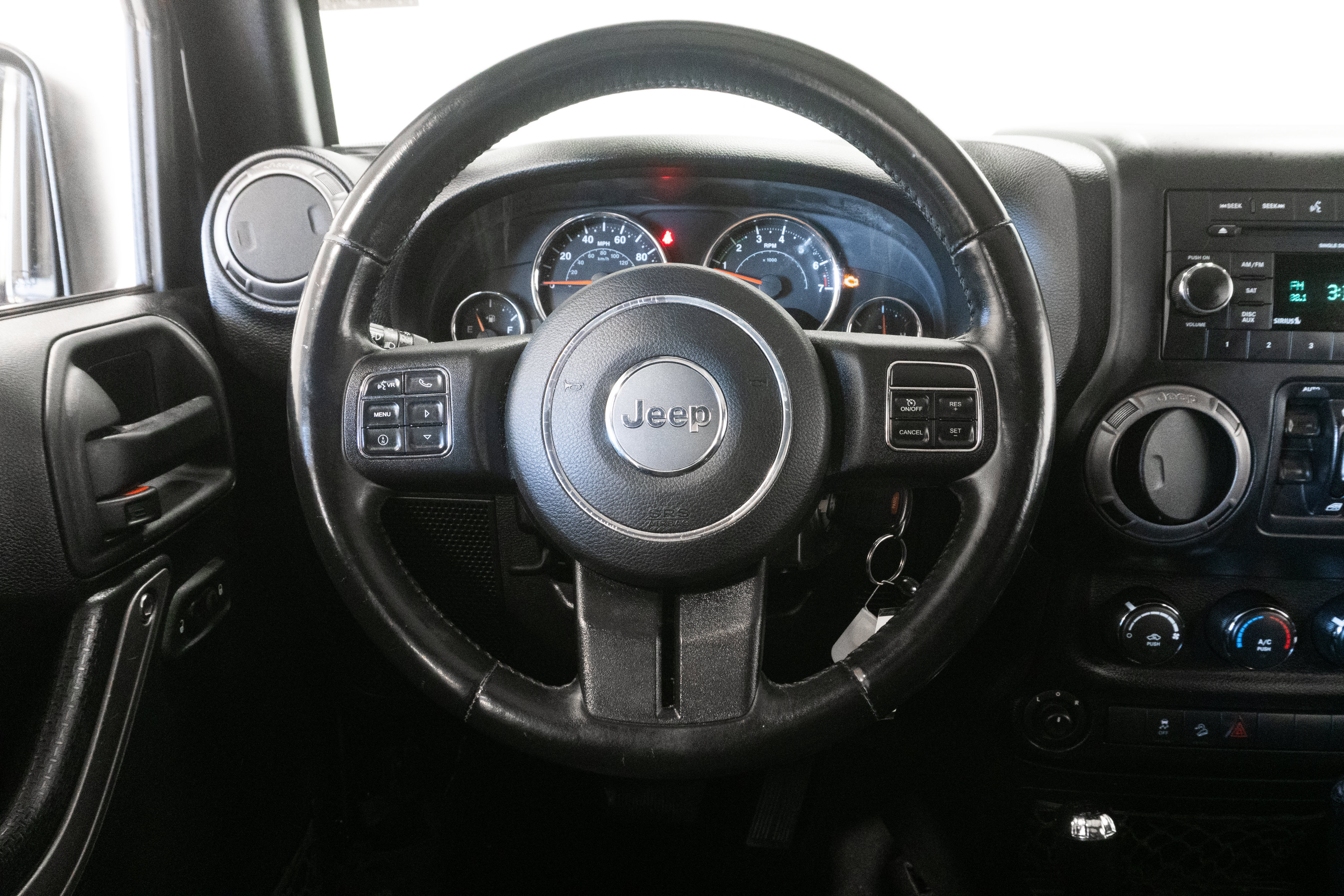Used 2015 Jeep Wrangler Unlimited Sport w/ Quick Order Package 24S AWD/4WD image 15