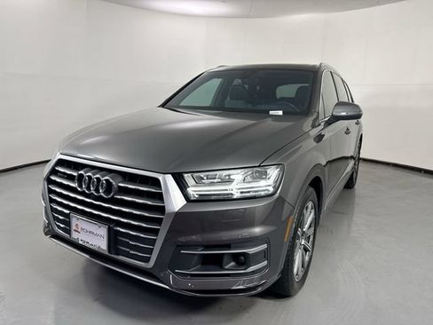 Used 2018 Audi Q7 3.0T Prestige AWD/4WD image 26