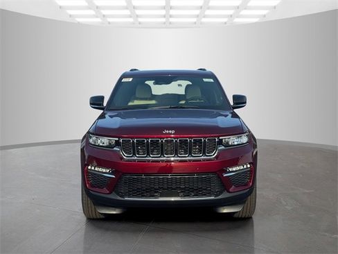 New 2025 Jeep Grand Cherokee Limited w/ Luxury Tech Group II image 2