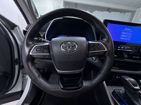 Used 2023 Toyota Highlander Limited AWD/4WD image 27