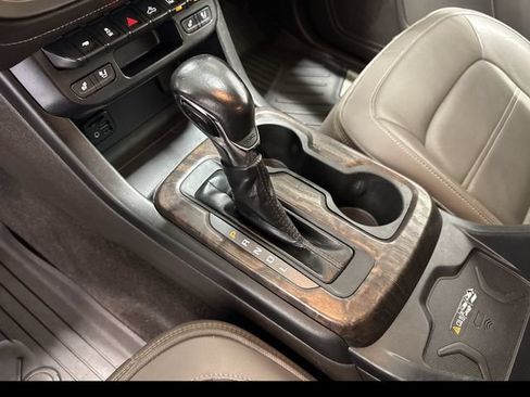 Certified 2022 GMC Canyon Denali AWD/4WD image 18